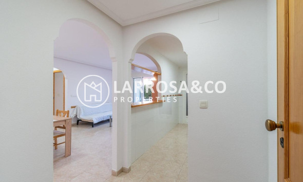 Resale - Ground floor apartment - Orihuela costa - Playa Flamenca