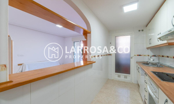 Resale - Ground floor apartment - Orihuela costa - Playa Flamenca