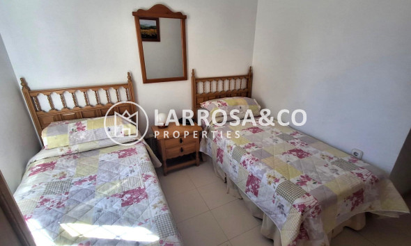 Resale - Bungalow - Torrevieja - Doña ines