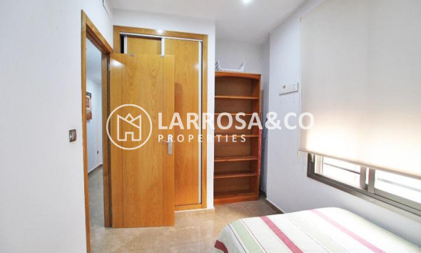 Herverkoop - Apartment - Guardamar del Segura - Pueblo