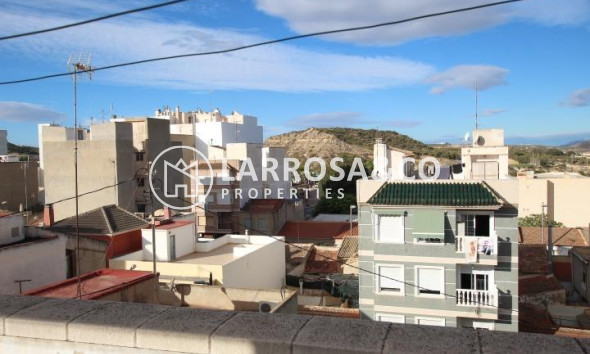 Resale - Apartment - Guardamar del Segura - Pueblo