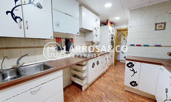 Resale - Semi-detached house - Torrevieja - Torretas