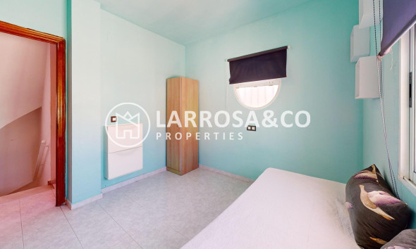 Resale - Semi-detached house - Torrevieja - Torretas