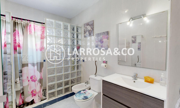 Resale - Semi-detached house - Torrevieja - Torretas