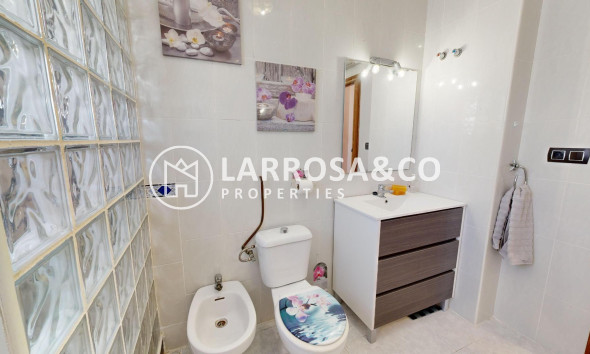 Herverkoop - Semi-detached house - Torrevieja - Torretas