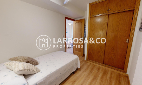 Resale - Apartment - Torrevieja - Los Locos Beach