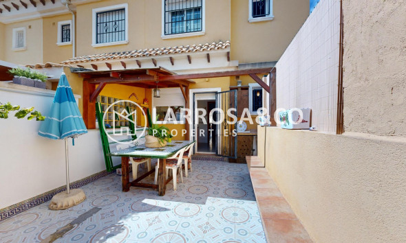 Herverkoop - Villa - Torrevieja - Aguas Nuevas