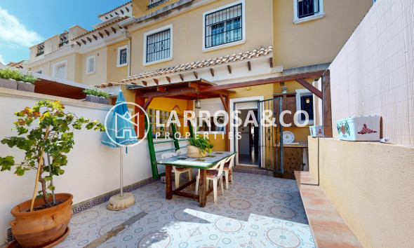 Resale - Detached House/Villa - Torrevieja - Aguas Nuevas