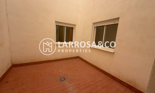 Reventa - Apartamento - Torrevieja - Centro