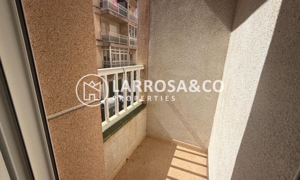 Herverkoop - Apartment - Torrevieja - Centro