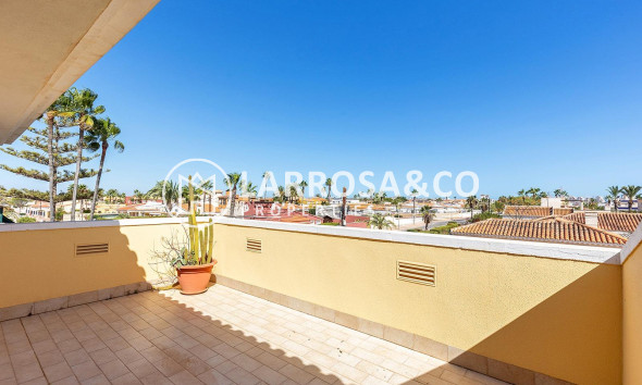 Resale - Detached House/Villa - Torrevieja - Torreta florida