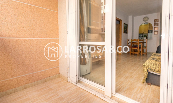 Herverkoop - Apartment - Torrevieja - Estacion de autobuses