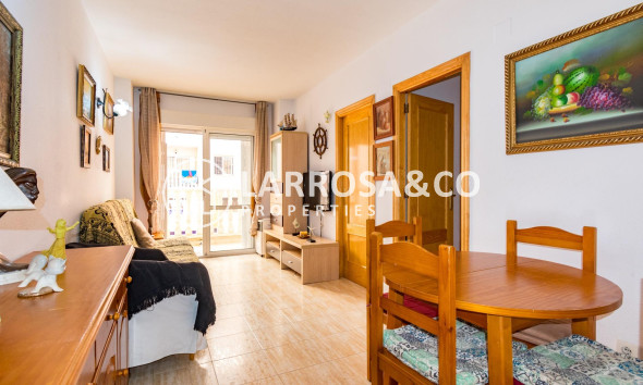 Resale - Apartment - Torrevieja - Estacion de autobuses