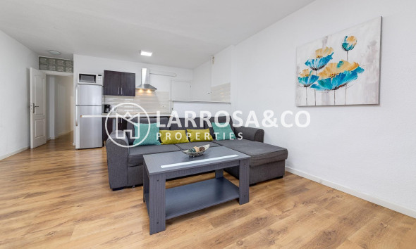 Resale - Apartment - Torrevieja - Playa del cura