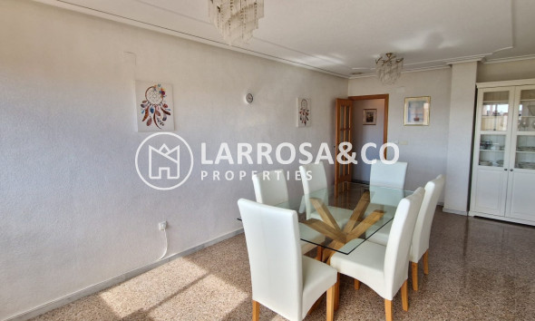 Resale - Apartment - Torrellano - Centro