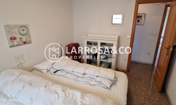 Herverkoop - Apartment - Torrellano - Centro