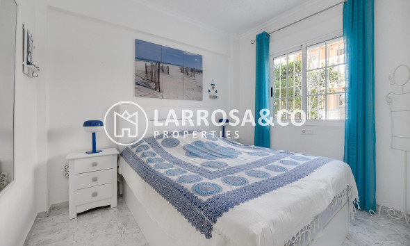 Herverkoop - Bungalow - Torrevieja - Aguas nuevas 2