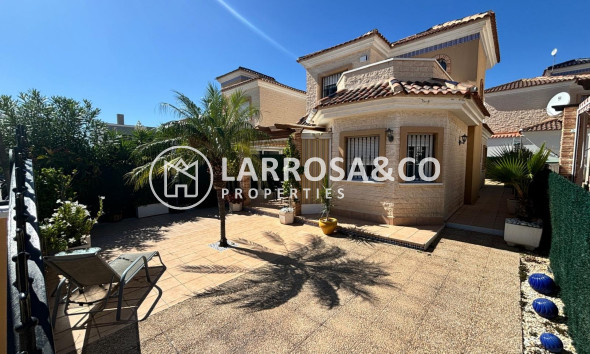 A Vendre - Villa - Guardamar del Segura - El Raso