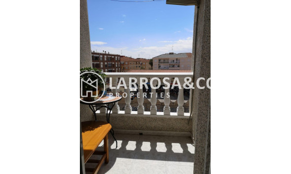 Resale - Apartment - Torrevieja - Estacion de autobuses