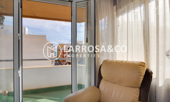 Resale - Apartment - Torrevieja - Playa del cura