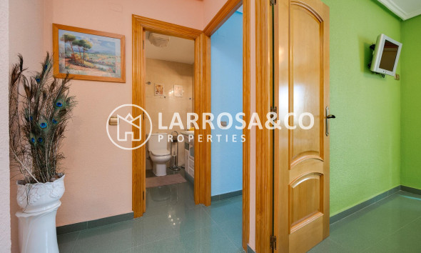 Resale - Apartment - Torrevieja - Playa del cura