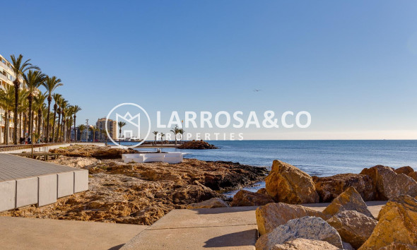 Resale - Apartment - Torrevieja - Playa del cura