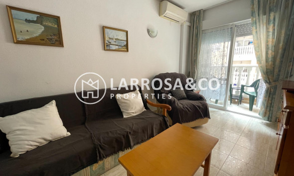 Resale - Apartment - Torrevieja - Estacion de autobuses