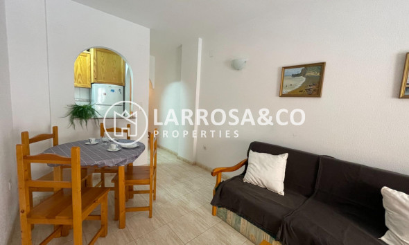 Resale - Apartment - Torrevieja - Estacion de autobuses