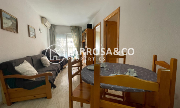 Resale - Apartment - Torrevieja - Estacion de autobuses