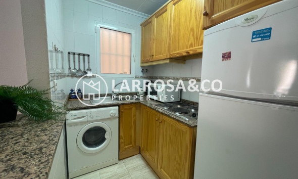 Resale - Apartment - Torrevieja - Estacion de autobuses