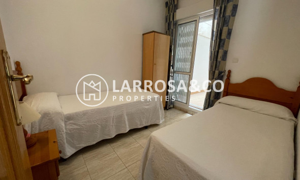 Resale - Apartment - Torrevieja - Estacion de autobuses