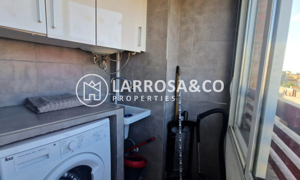 Resale - Apartment - Torrevieja - Parque las naciones