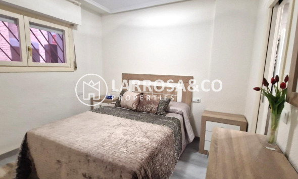 Reventa - Apartamento - Torrevieja - Parque las naciones