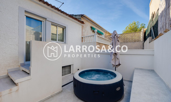 A Vendre - Semi-detached house - Torrevieja - Los Balcones