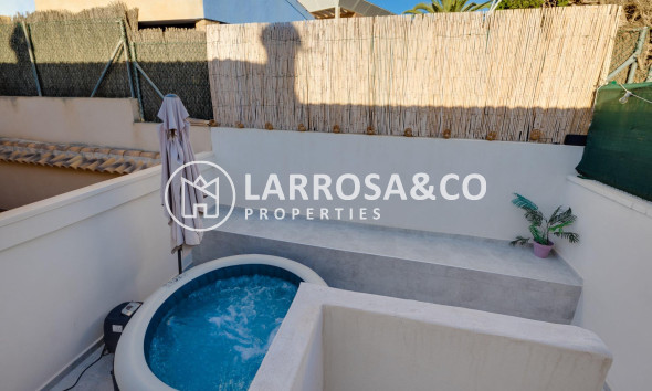 Resale - Semi-detached house - Torrevieja - Los Balcones