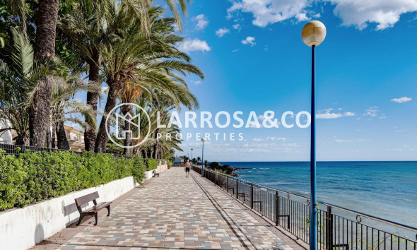 Resale - Semi-detached house - Torrevieja - Los Balcones