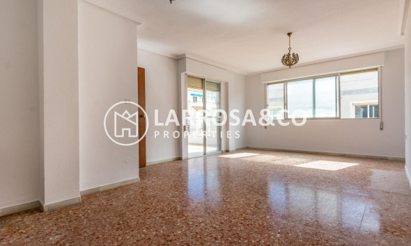 Herverkoop - Apartment - Torrevieja - Playa del cura