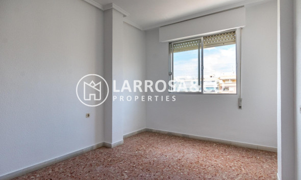 Reventa - Apartamento - Torrevieja - Playa del cura