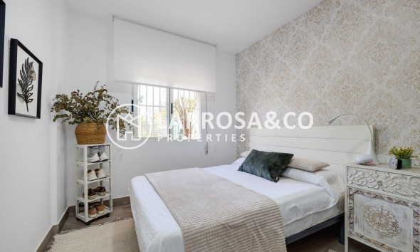 Resale - Bungalow - Ciudad Quesada - Pueblo lucero