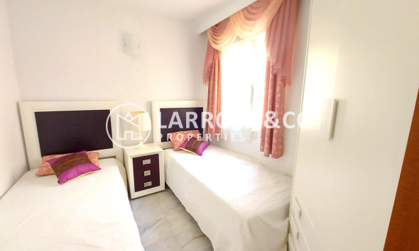 Herverkoop - Apartment - Torrevieja - Aldea del mar