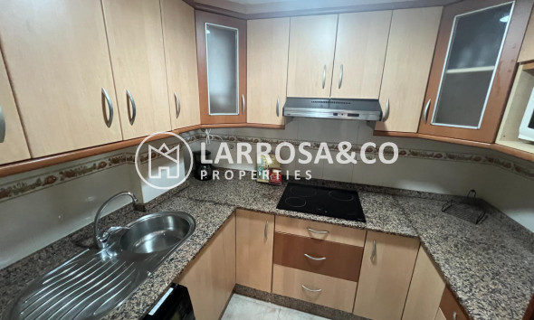 Resale - Bungalow - Torrevieja - Nueva Torrevieja