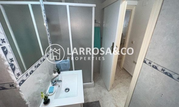 Resale - Bungalow - Torrevieja - Nueva Torrevieja