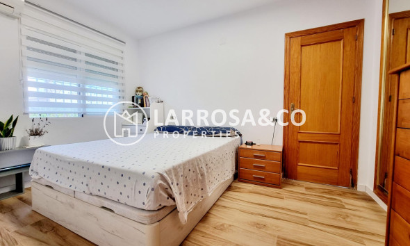 Reventa - Chalet - Torrevieja - San luis