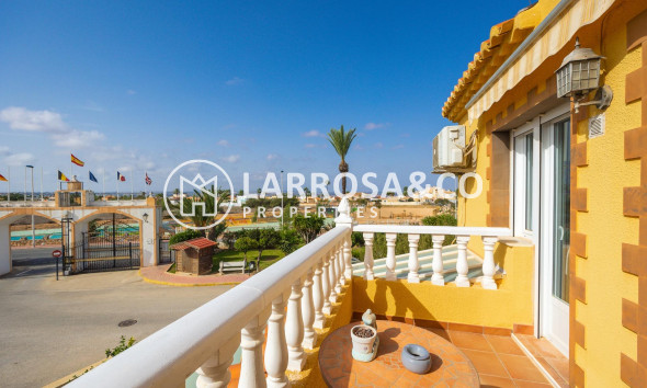 A Vendre - Semi-detached house - Torrevieja - Torreta florida