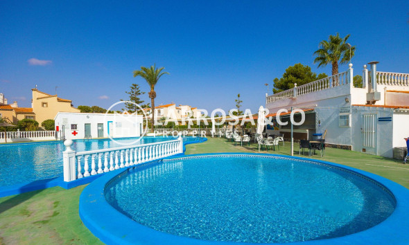 A Vendre - Semi-detached house - Torrevieja - Torreta florida