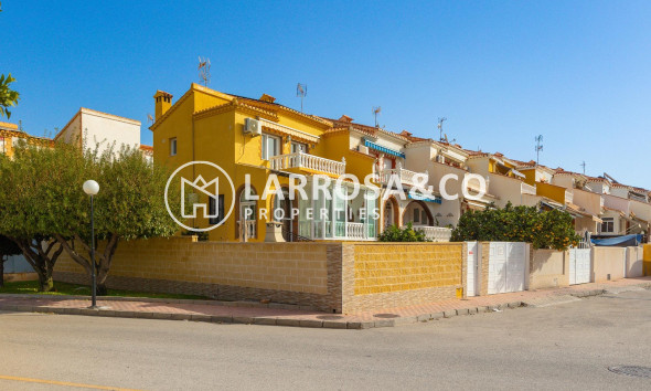 A Vendre - Semi-detached house - Torrevieja - Torreta florida