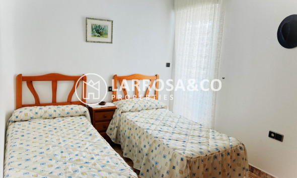 Reventa - Apartamento - Torrevieja - Playa del cura