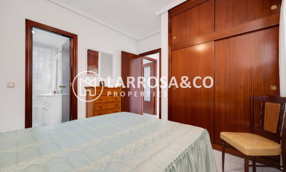 Reventa - Apartamento - Torrevieja - Centro