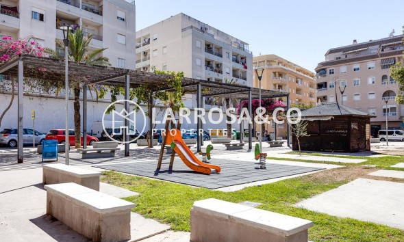 Reventa - Apartamento - Torrevieja - Centro