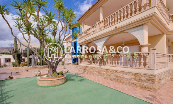 Resale - Detached House/Villa - Orihuela - Desamparados-Hurchillo-Torremendo